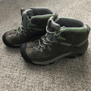 Keen Women’s Targhee II Mid Hiking Boots